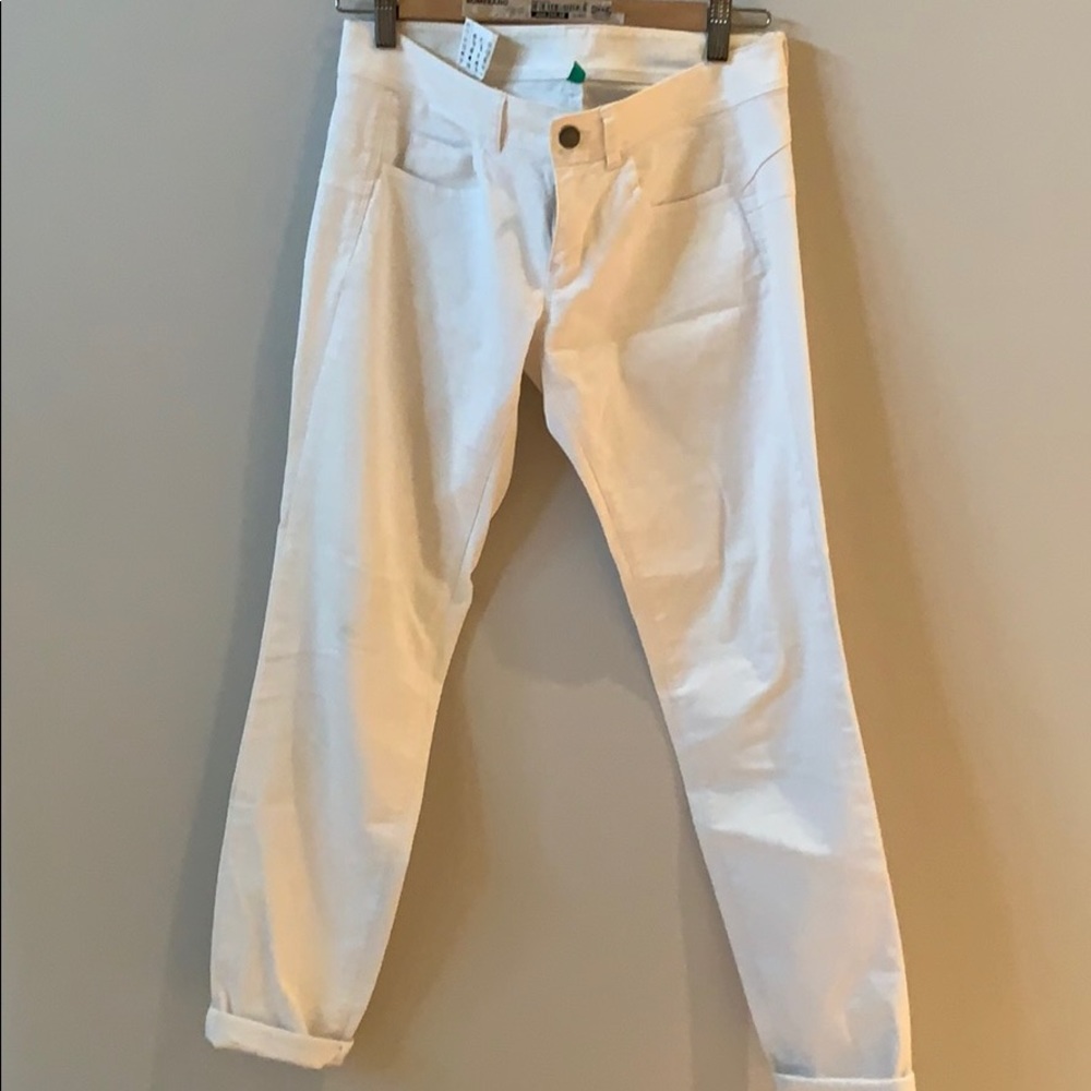 White thin low rise pant